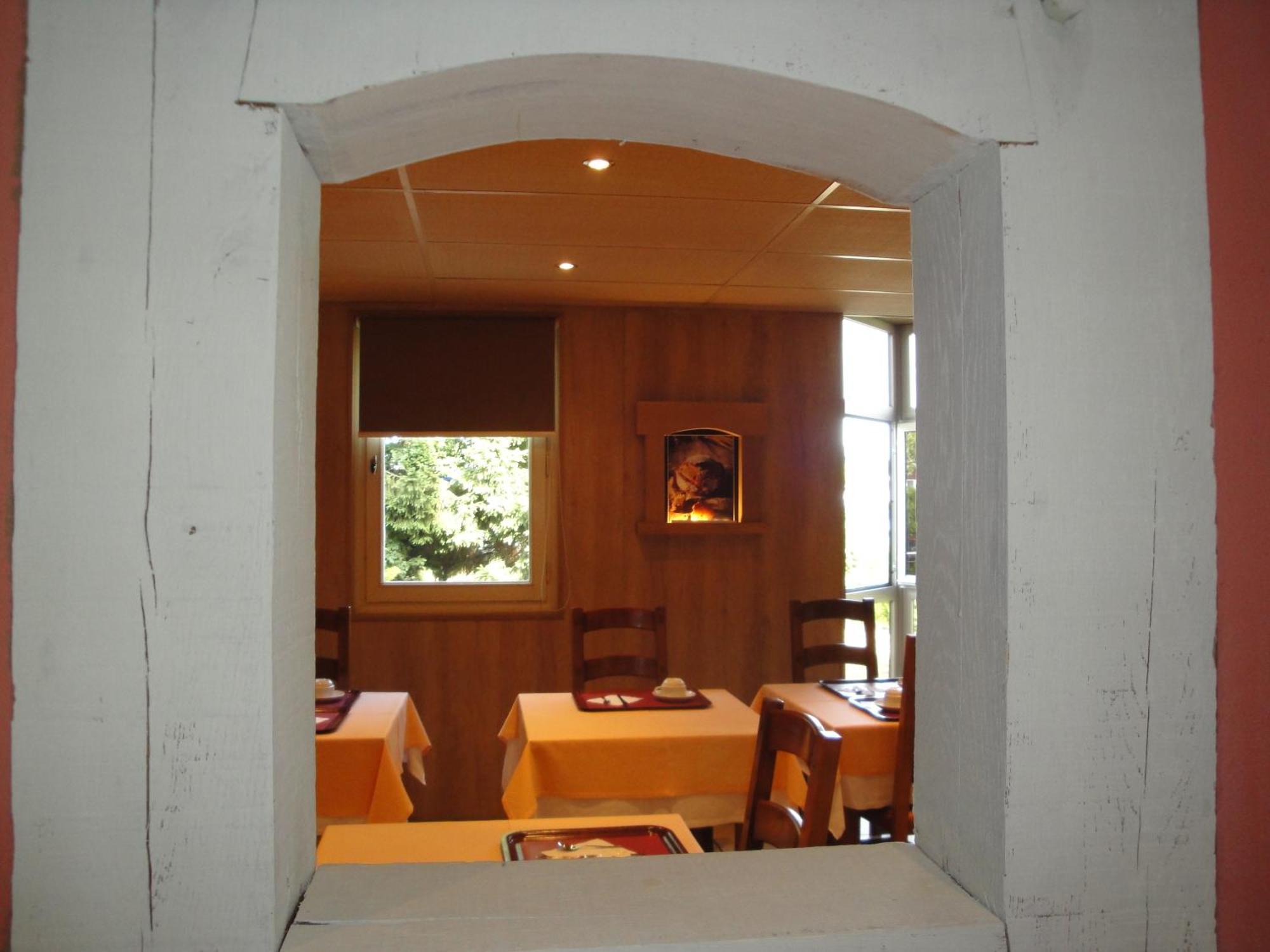 Hotel Le Drakkar Pont-Audemer Exteriör bild