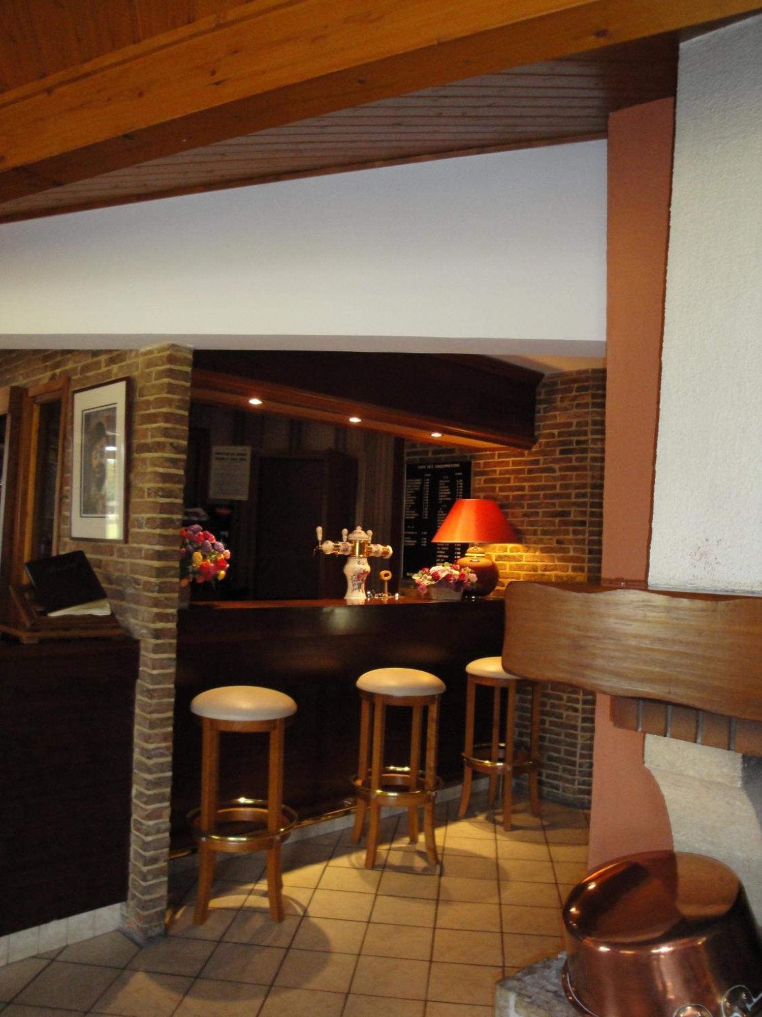 Hotel Le Drakkar Pont-Audemer Exteriör bild