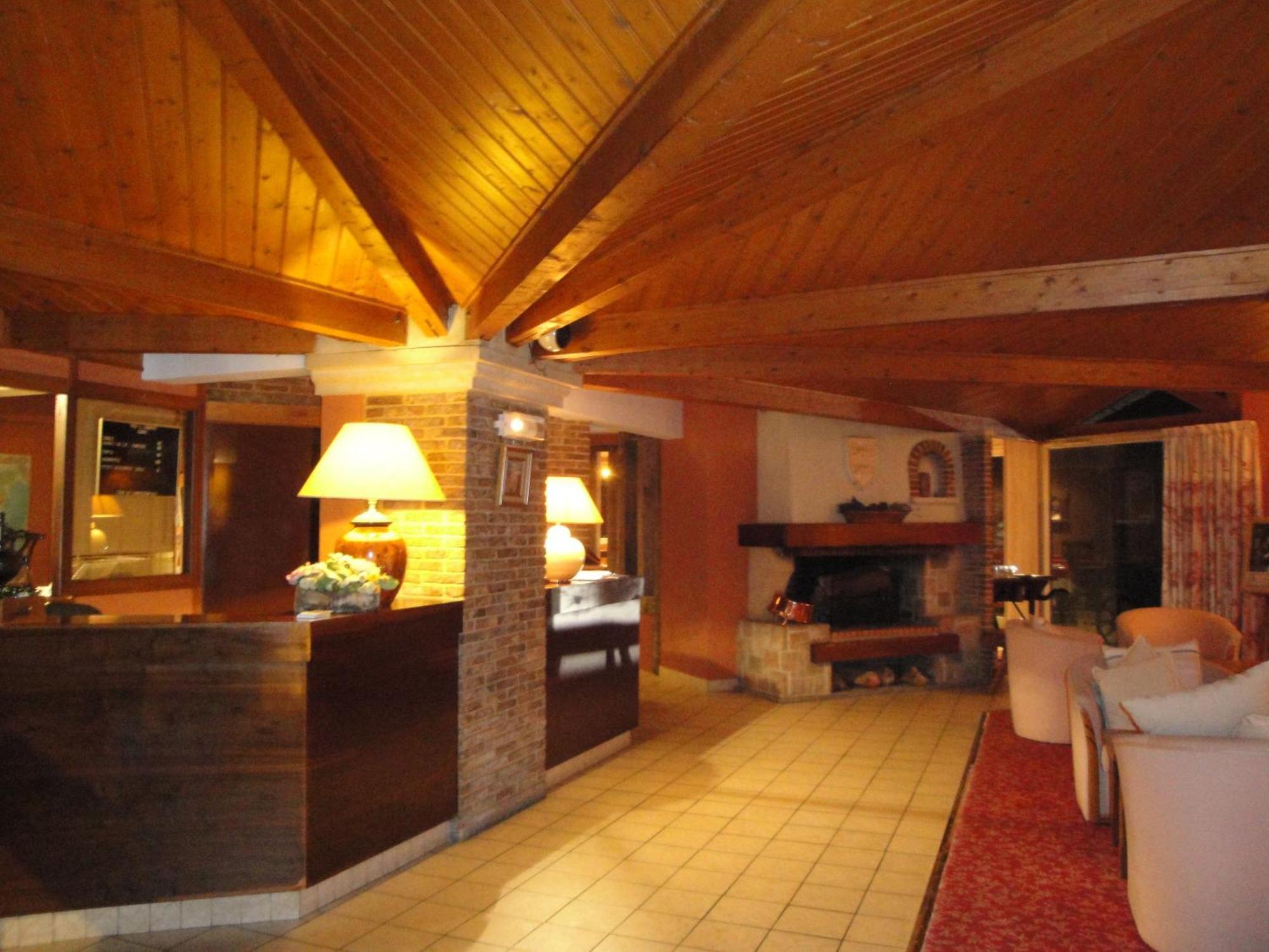 Hotel Le Drakkar Pont-Audemer Exteriör bild