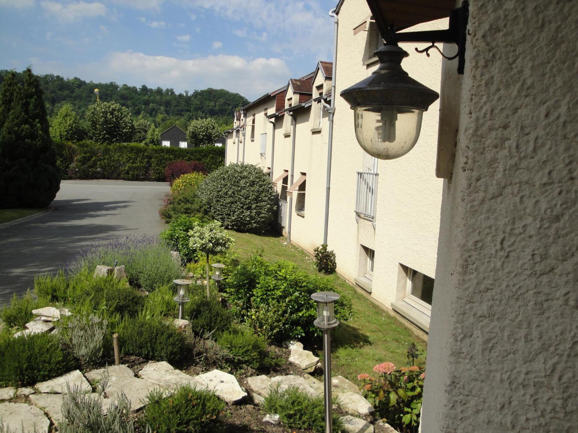 Hotel Le Drakkar Pont-Audemer Exteriör bild