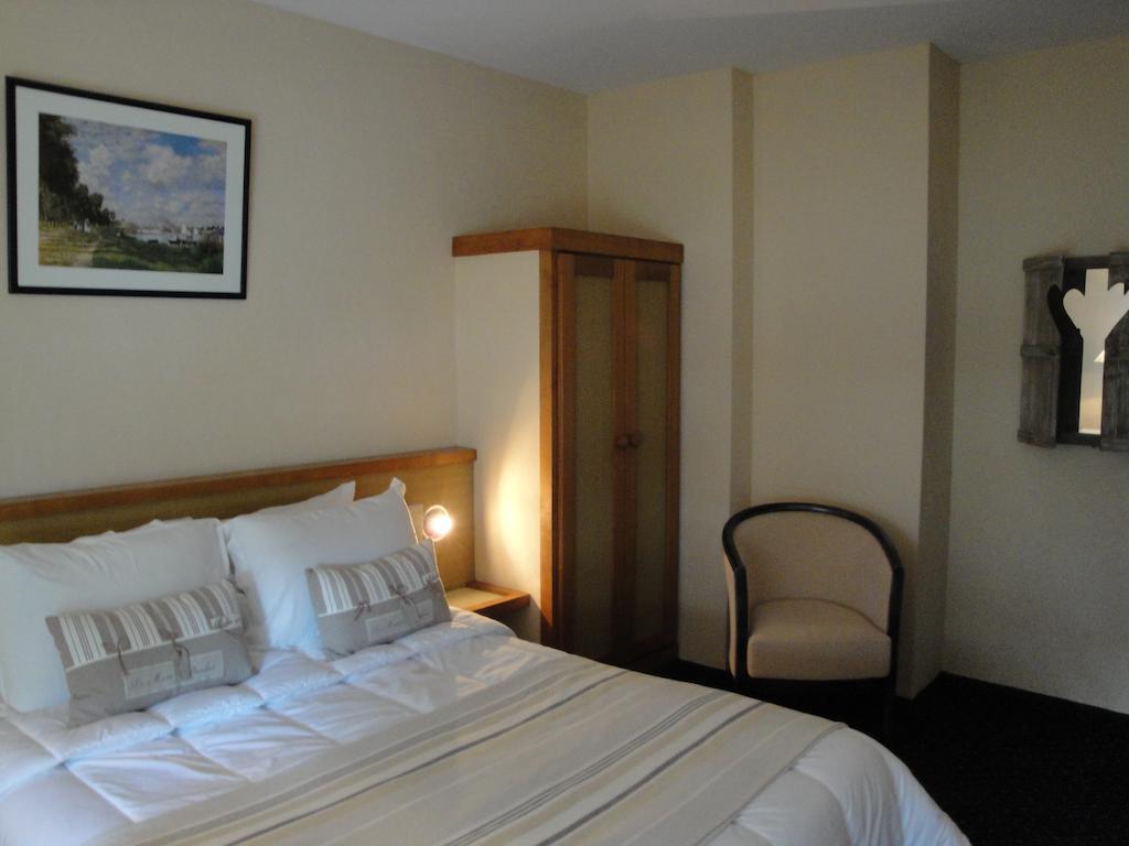 Hotel Le Drakkar Pont-Audemer Rum bild